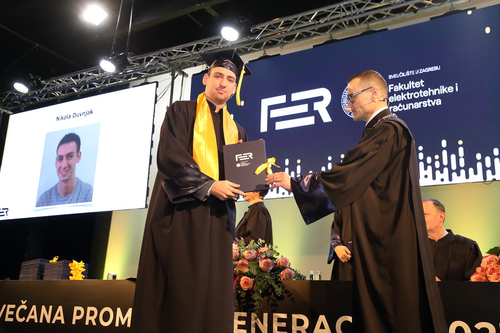 2022 12 03 FERprom2 245