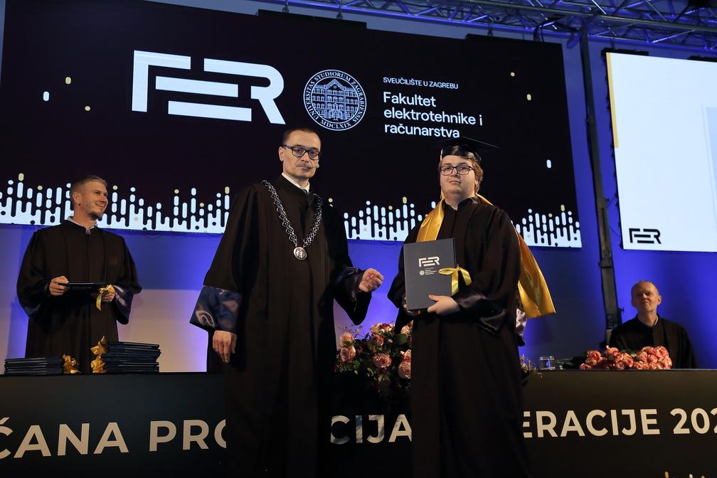 2023 12 09 FERprom3 289