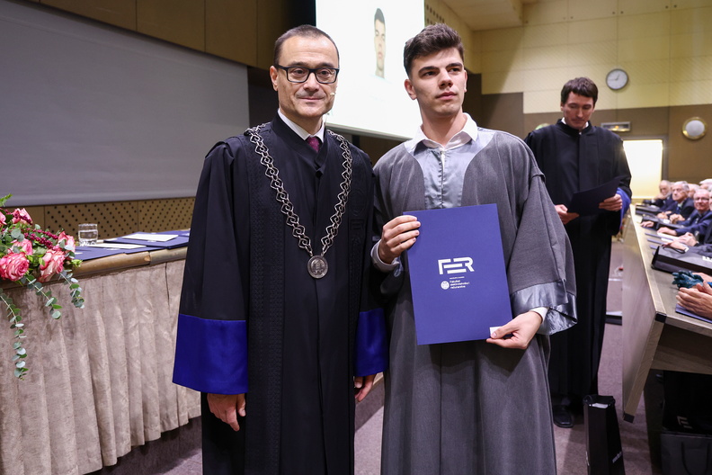 FER Diplome117 81124