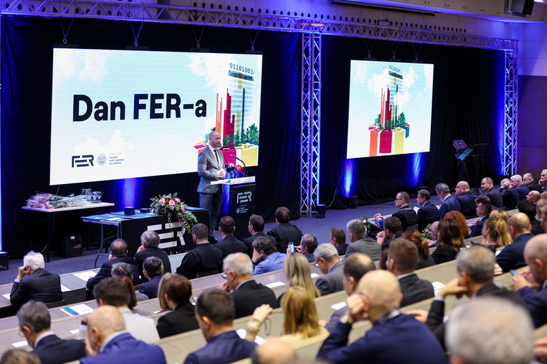 FER025 221124