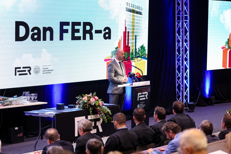 FER027 221124