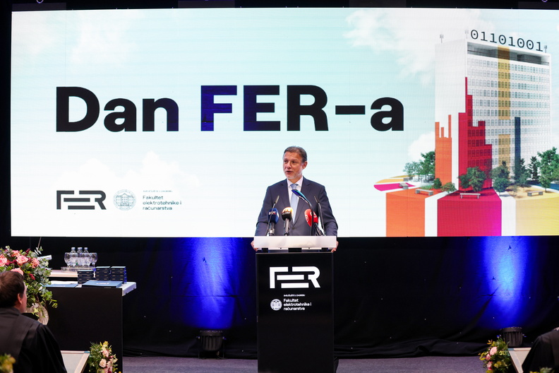 FER049 221124