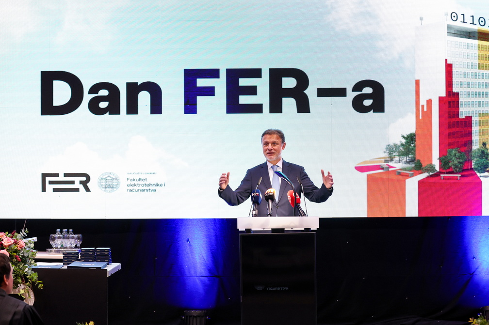 FER052 221124