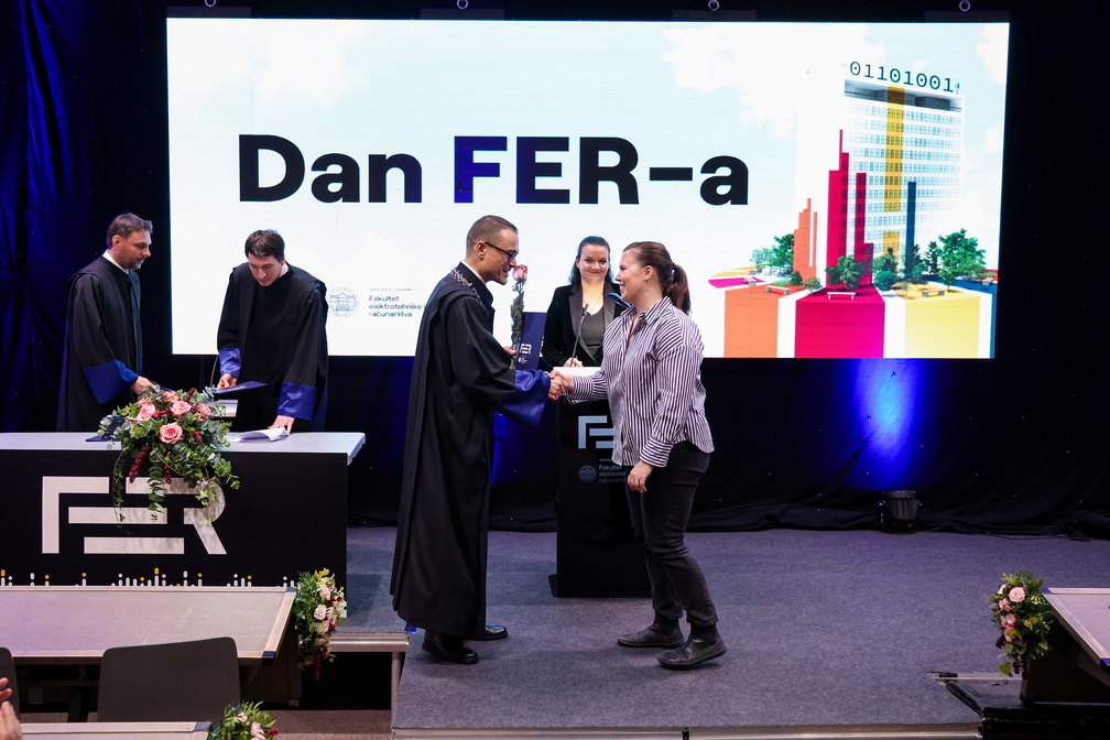 FER111 221124