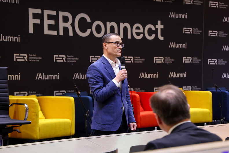 FERConnect046 8425
