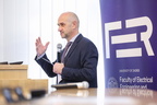 FER Space052 111225